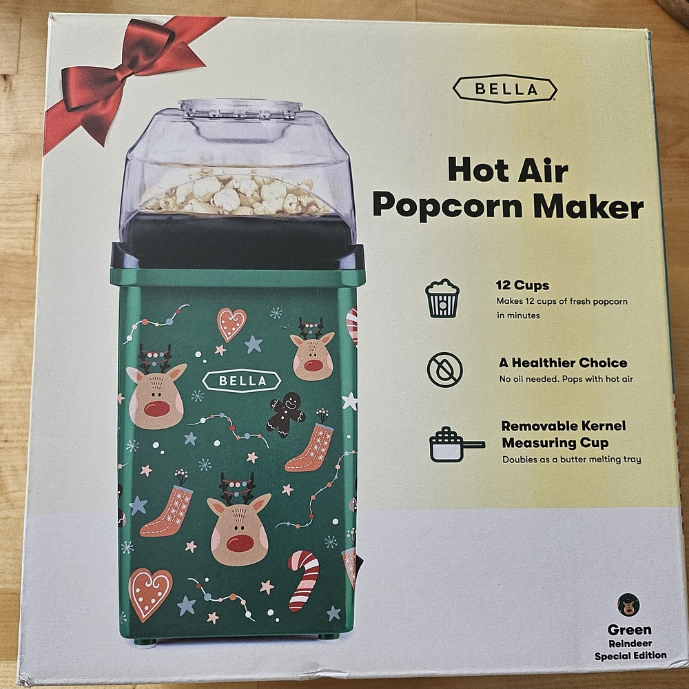 Bella Hot Air Popcorn Maker Christmas Themed